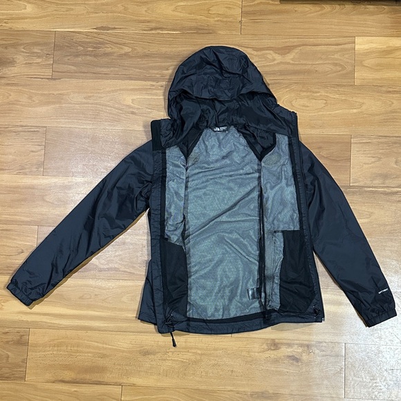 The North Face Black Hooded Shell Jacket - Picture 3 of 4
